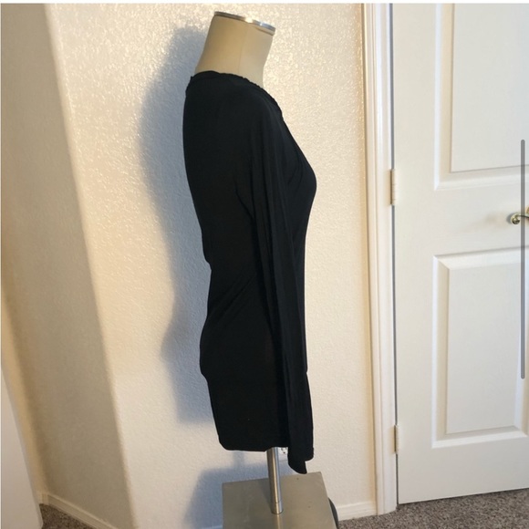 Banana Republic fitted black stretch long sleeve crew neck top - Picture 4 of 7